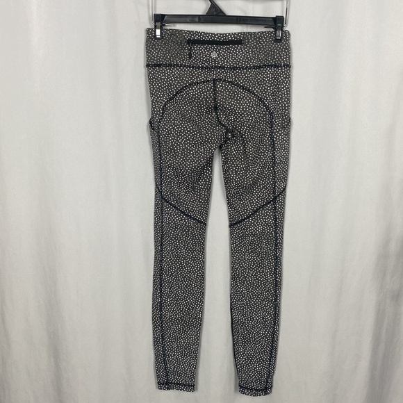 LULULEMON RARE Speed Tight V (Reflective) Frozen Fizz Reflective Black - Picture 15 of 16